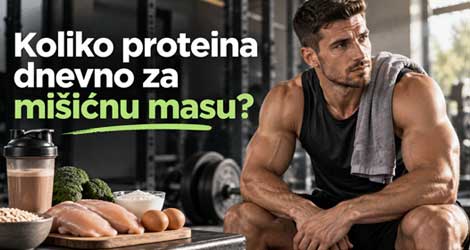 Koliko proteina dnevno za mišićnu masu – sportaš u teretani uz izvore proteina